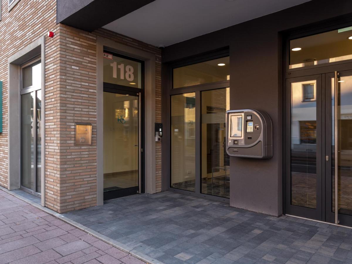 Rs-Hotel - Smart & Modern Hotel Apartments Brühl エクステリア 写真